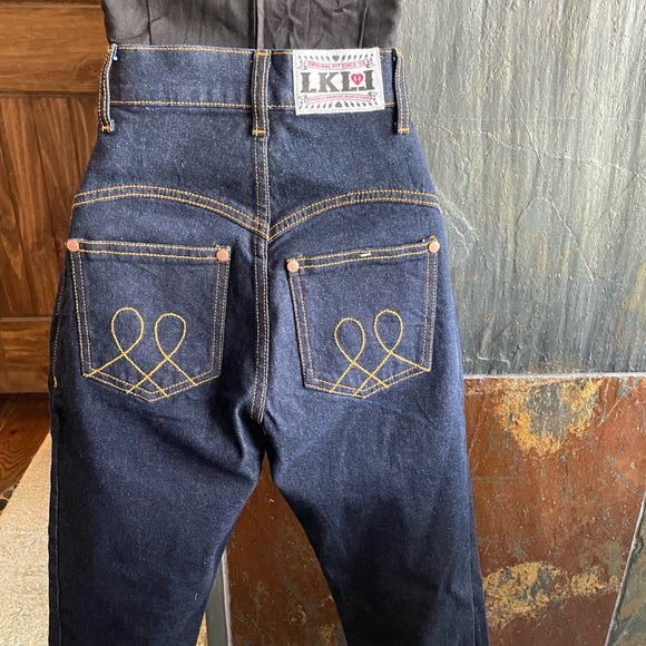 Lady K Loves Jeans - Picture 2 of 5